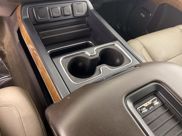 Used 2018 Chevrolet Silverado 1500 LTZ w/ Sport Package AWD/4WD image 28