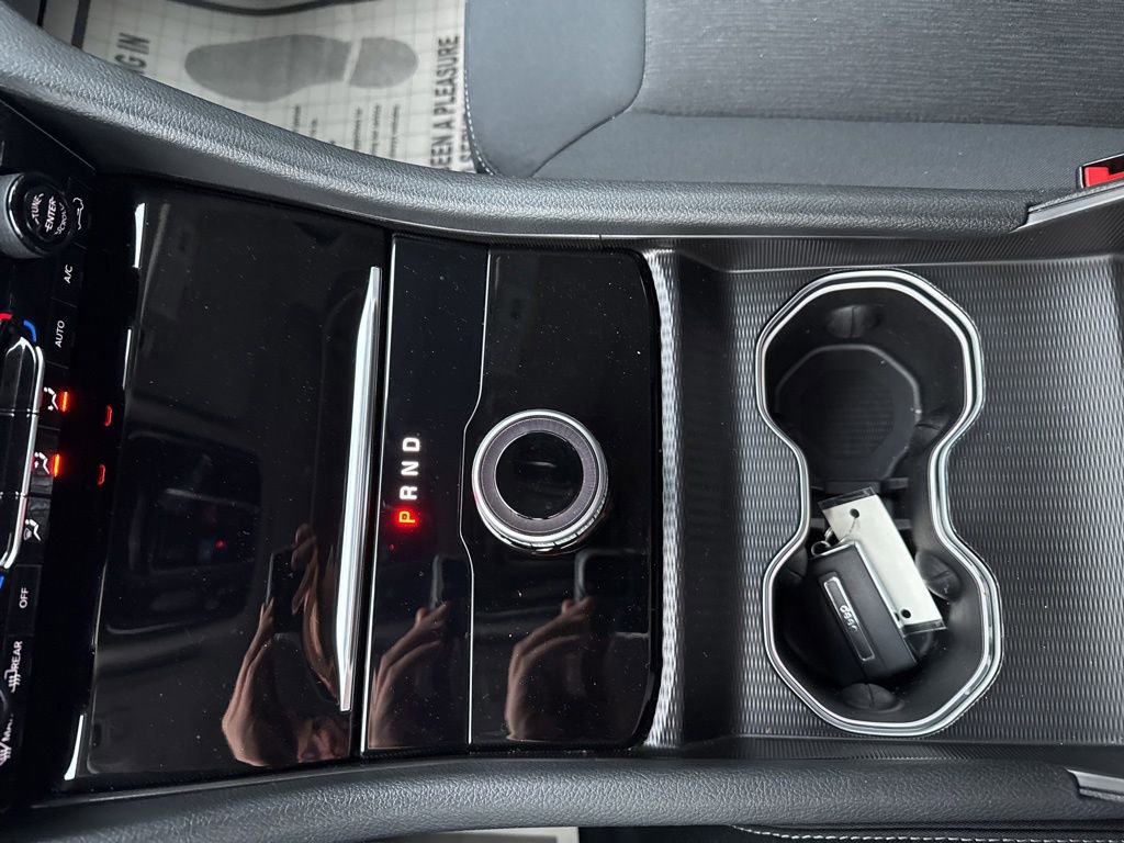 Used 2024 Jeep Grand Cherokee Laredo X image 64