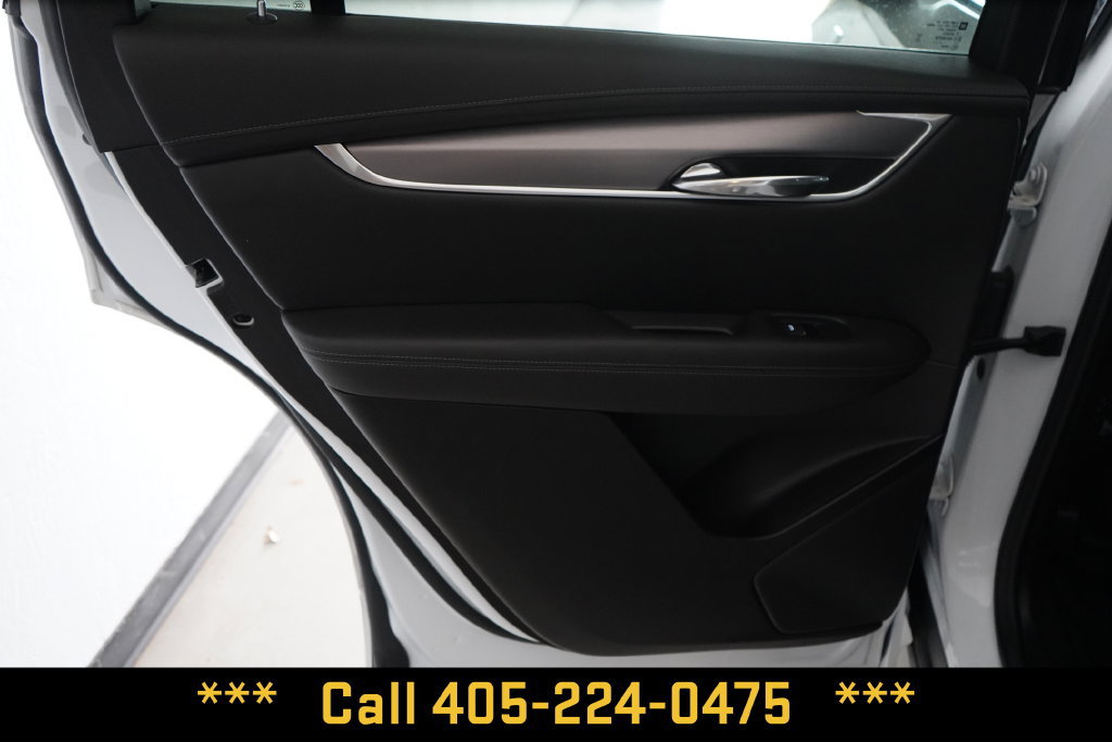 Used 2024 Cadillac XT6 Luxury w/ LPO, Floor Liner Package AWD/4WD image 29