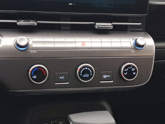 New 2027 Hyundai Kona SE AWD/4WD image 15