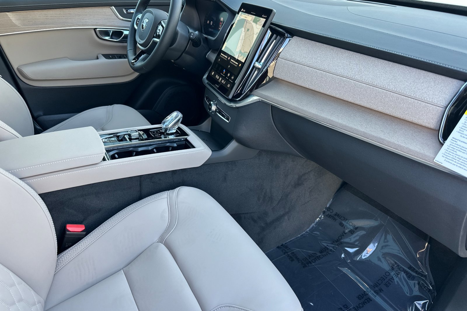 New 2026 Volvo XC90 B5 Core image 14