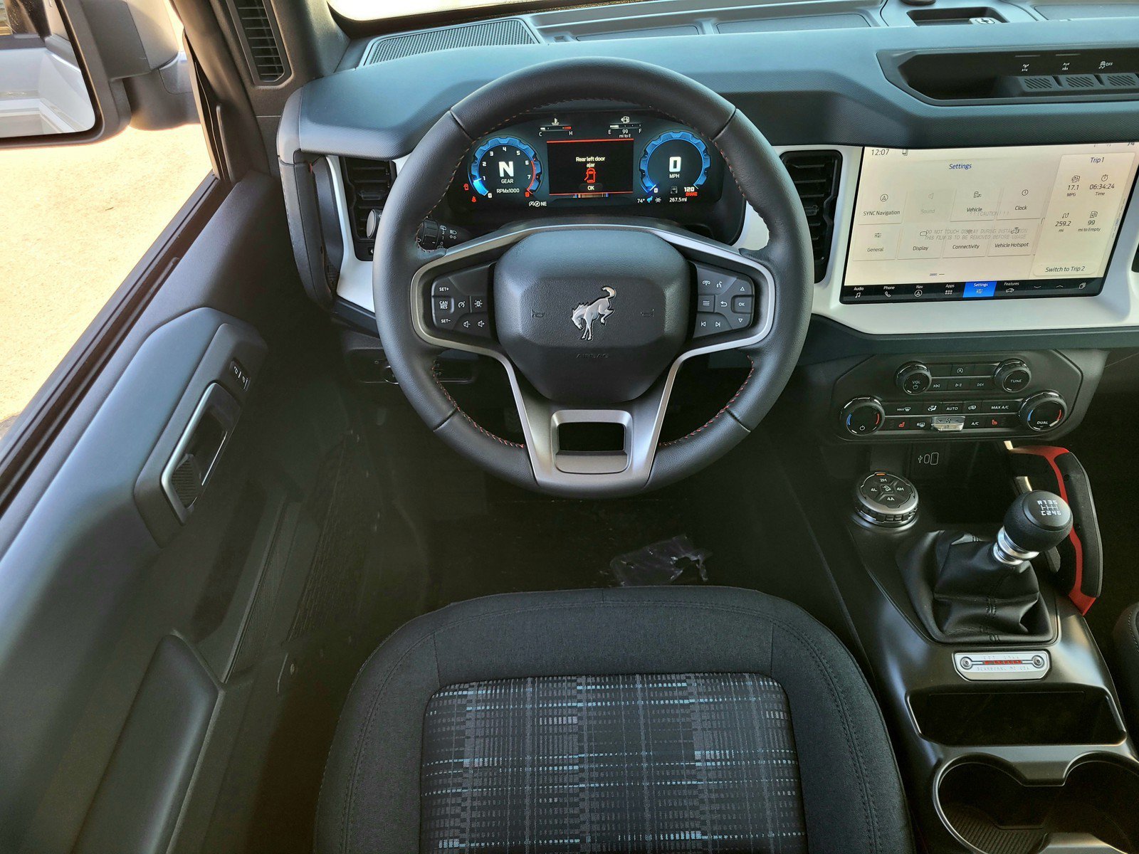 New 2026 Ford Bronco Heritage Edition AWD/4WD image 7