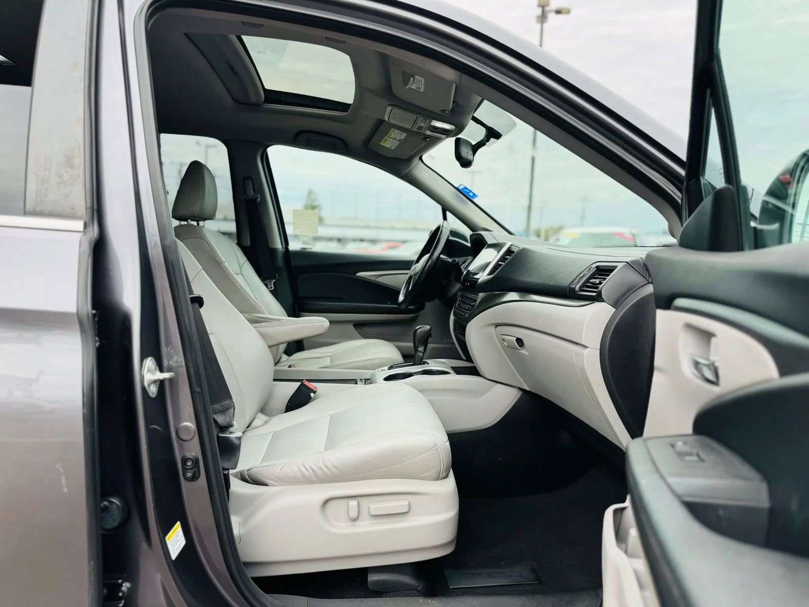 Used 2016 Honda Pilot EX-L image 12