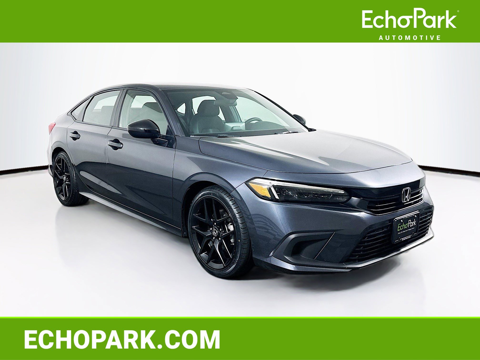 Used 2023 Honda Civic Sport image 1