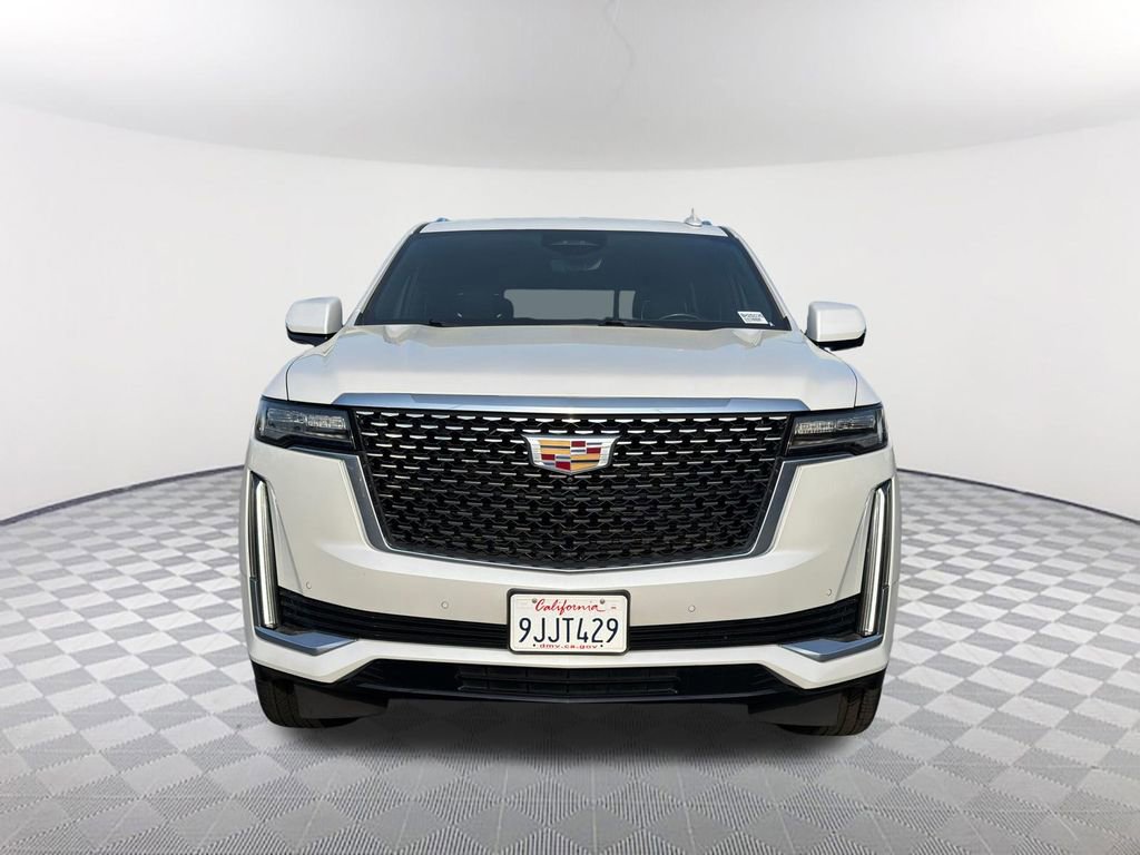 Used 2023 Cadillac Escalade Premium Luxury RWD image 2