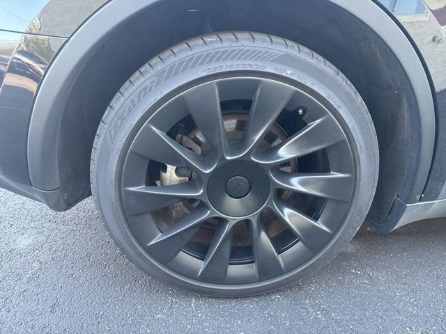 Used 2023 Tesla Model Y Long Range AWD/4WD image 18