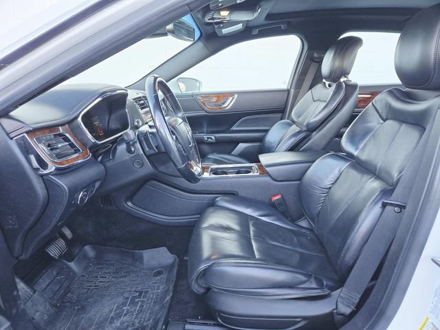 Used 2018 Lincoln Continental Select w/ Continental Climate Package image 9
