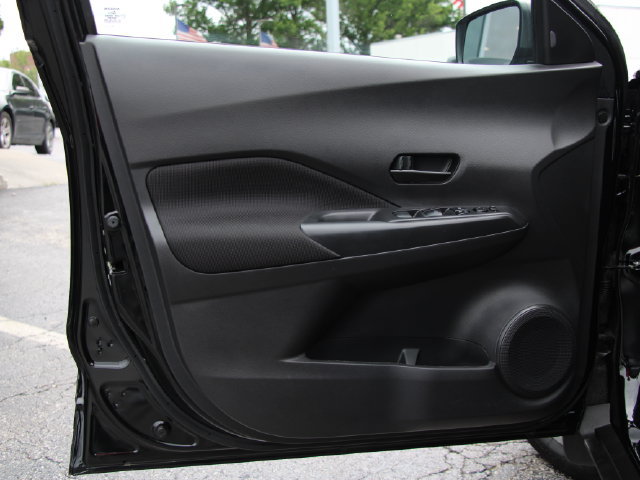 Certified 2025 Nissan Kicks Play S FWD image 12