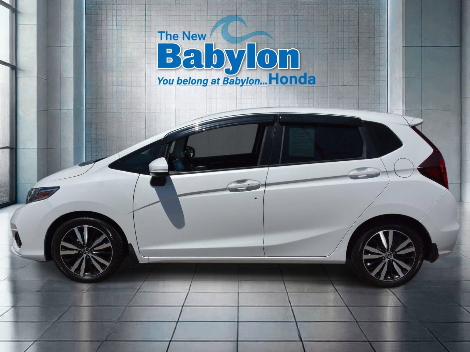 Used 2018 Honda Fit EX image 2