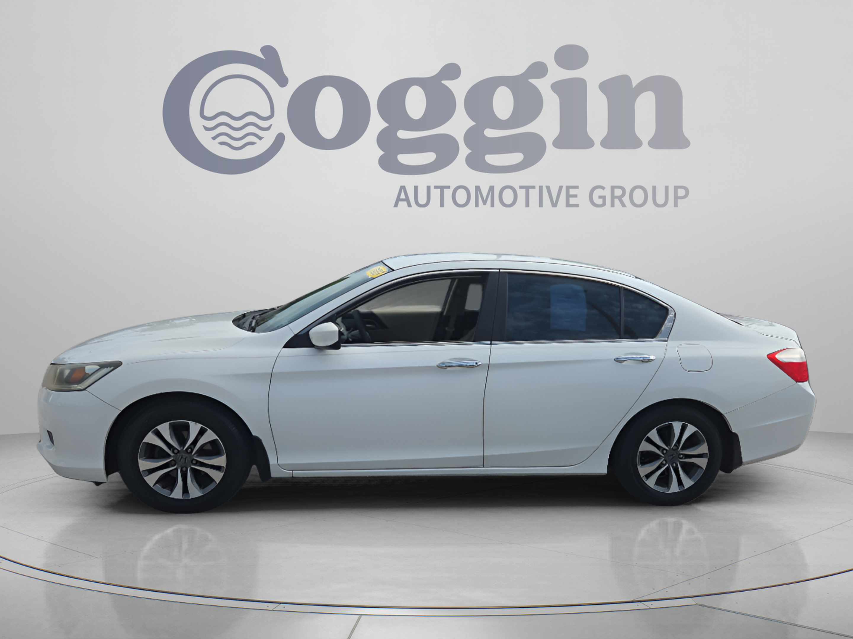 Used 2013 Honda Accord LX image 2