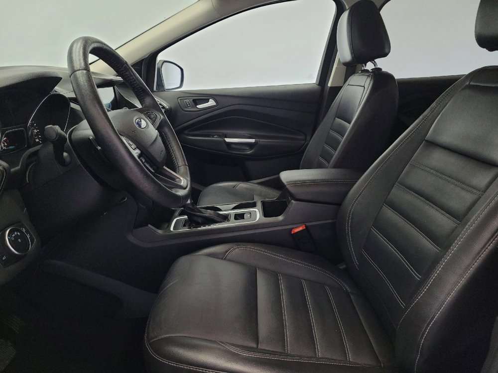 Used 2017 Ford Escape Titanium image 17