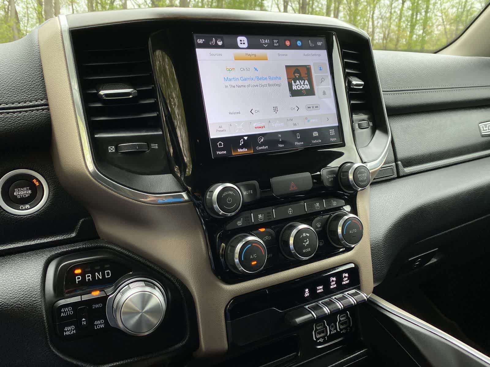 Used 2022 RAM 1500 Laramie AWD/4WD image 27