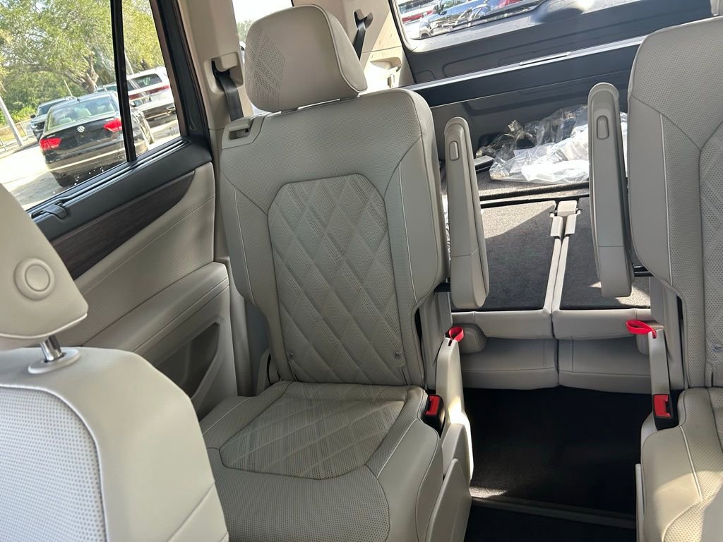 New 2026 Volkswagen Atlas SEL Premium R-Line image 12