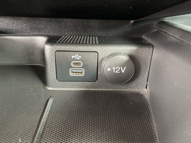 Used 2025 Ford Escape Active image 13