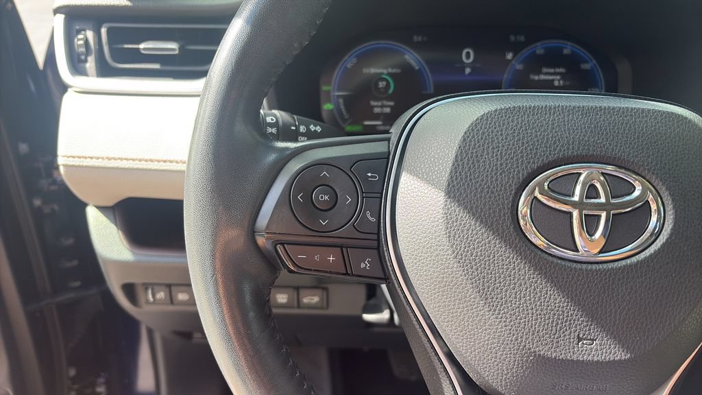 Used 2024 Toyota RAV4 Limited w/ Advanced Technology Package AWD/4WD image 23