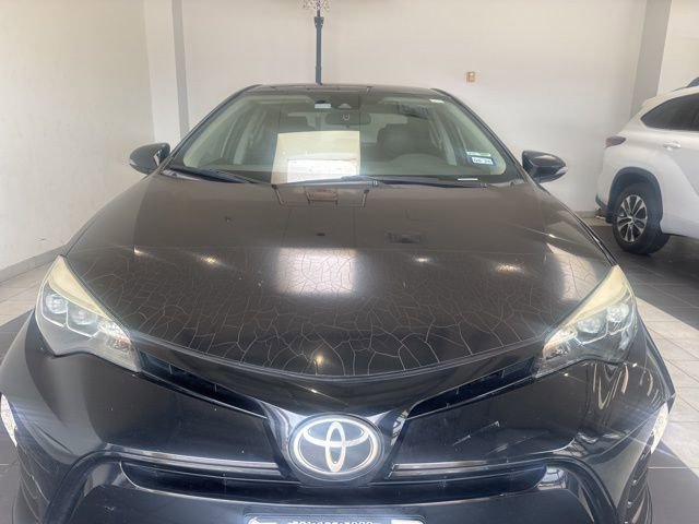 Used 2017 Toyota Corolla SE FWD image 2