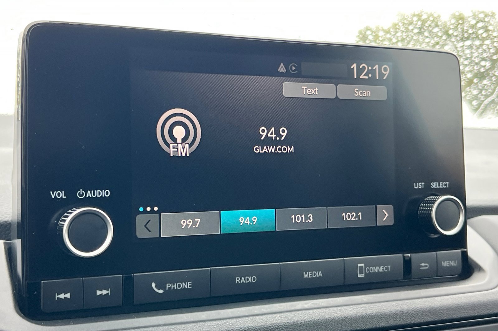 Used 2025 Honda Accord SE image 17