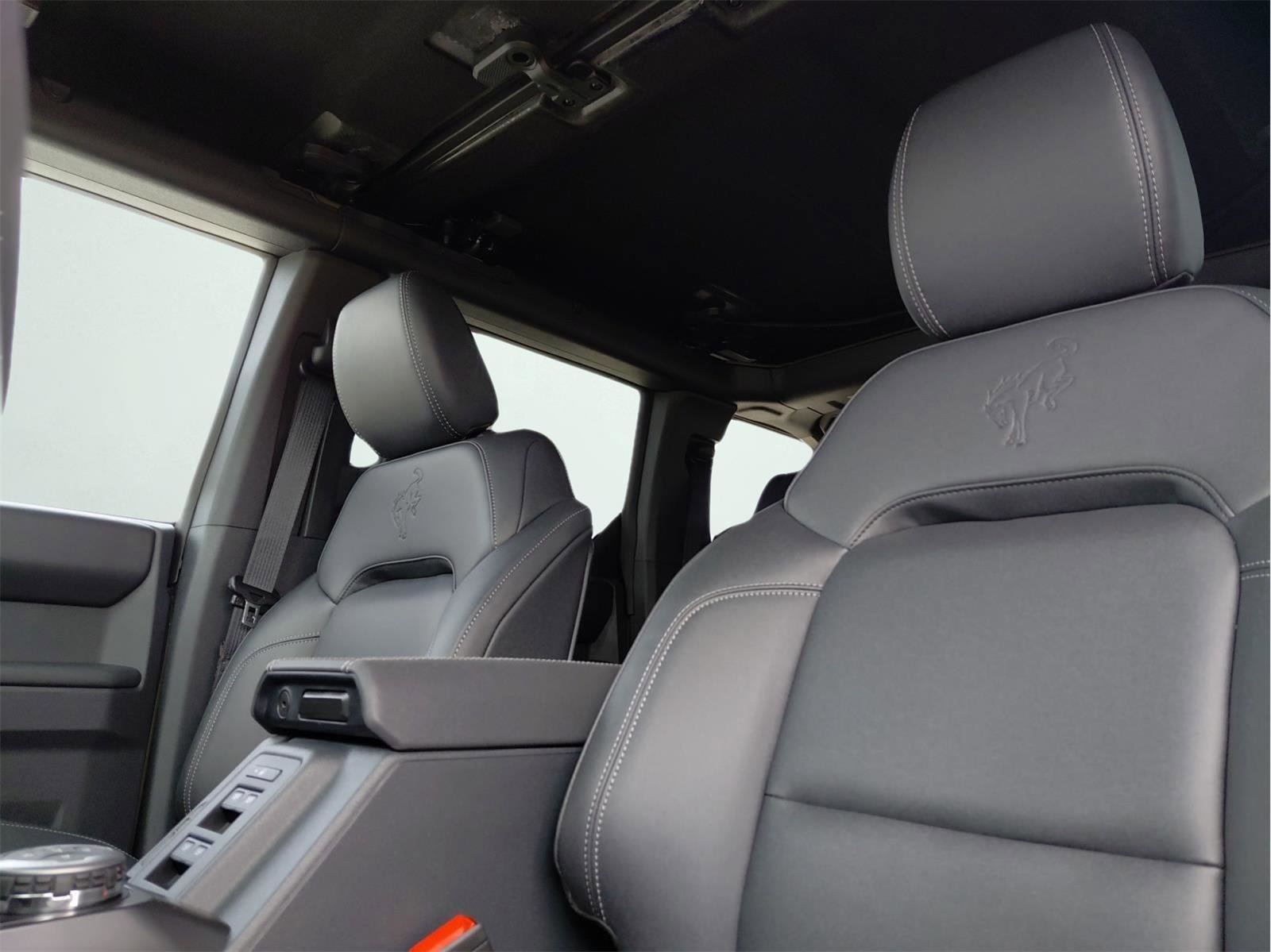 New 2025 Ford Bronco Badlands w/ Sasquatch Package image 9