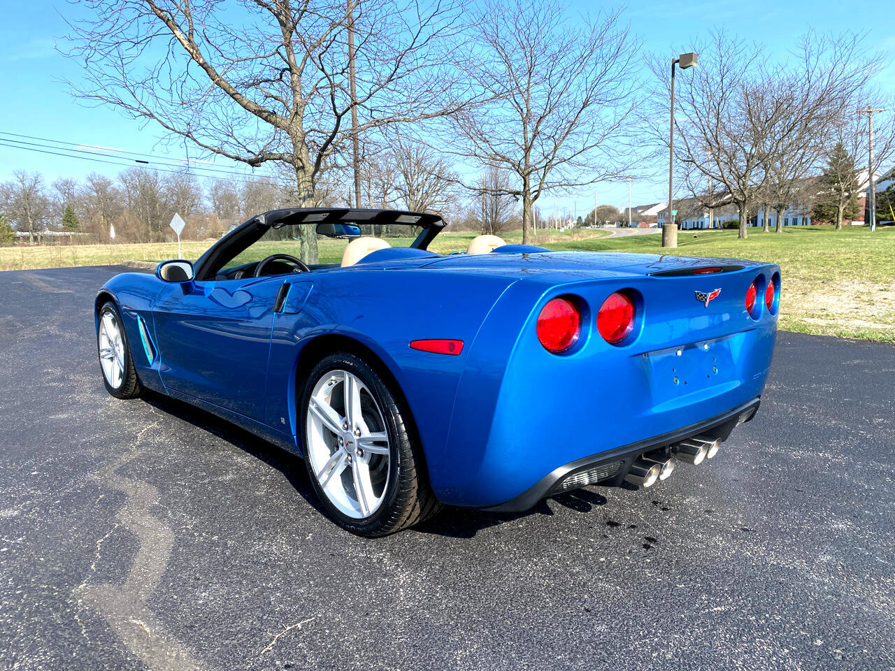 Used 2009 Chevrolet Corvette Convertible w/ Preferred Equipment Group image 13