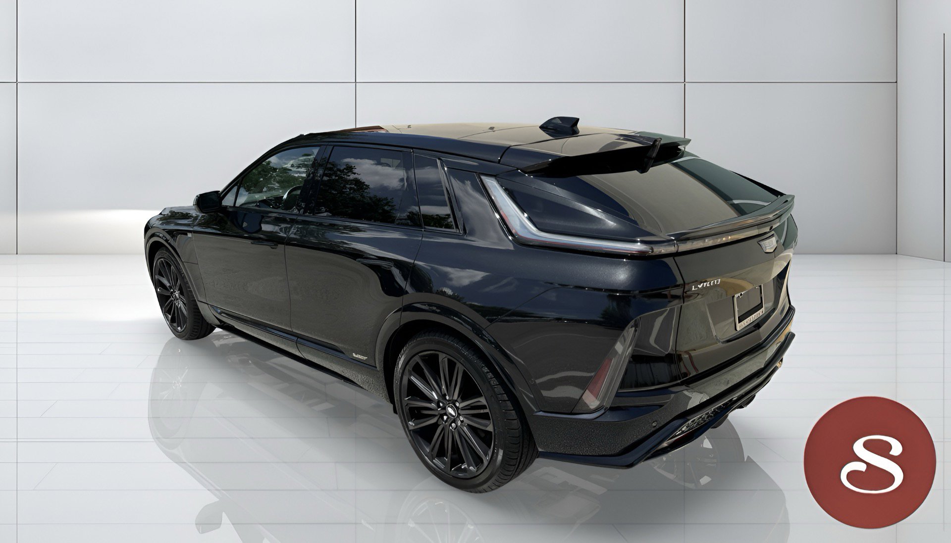 Used 2026 Cadillac Lyriq V AWD/4WD image 2