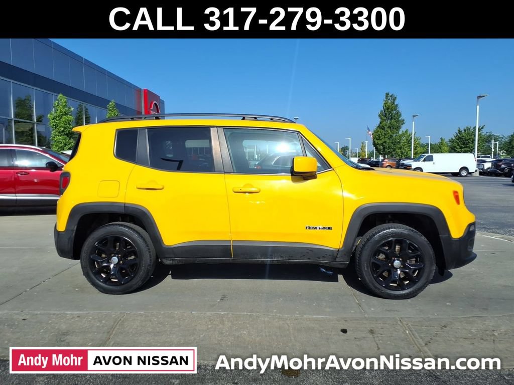 Used 2015 Jeep Renegade Latitude w/ Cold Weather Group II AWD/4WD image 8