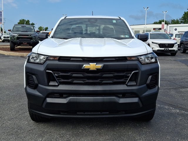 Used 2026 Chevrolet Colorado W/T w/ Advanced Trailering Package AWD/4WD image 2
