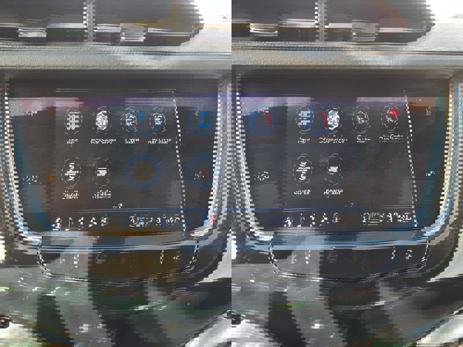 Used 2024 Cadillac XT6 Sport w/ LPO, Floor Liner Package image 22