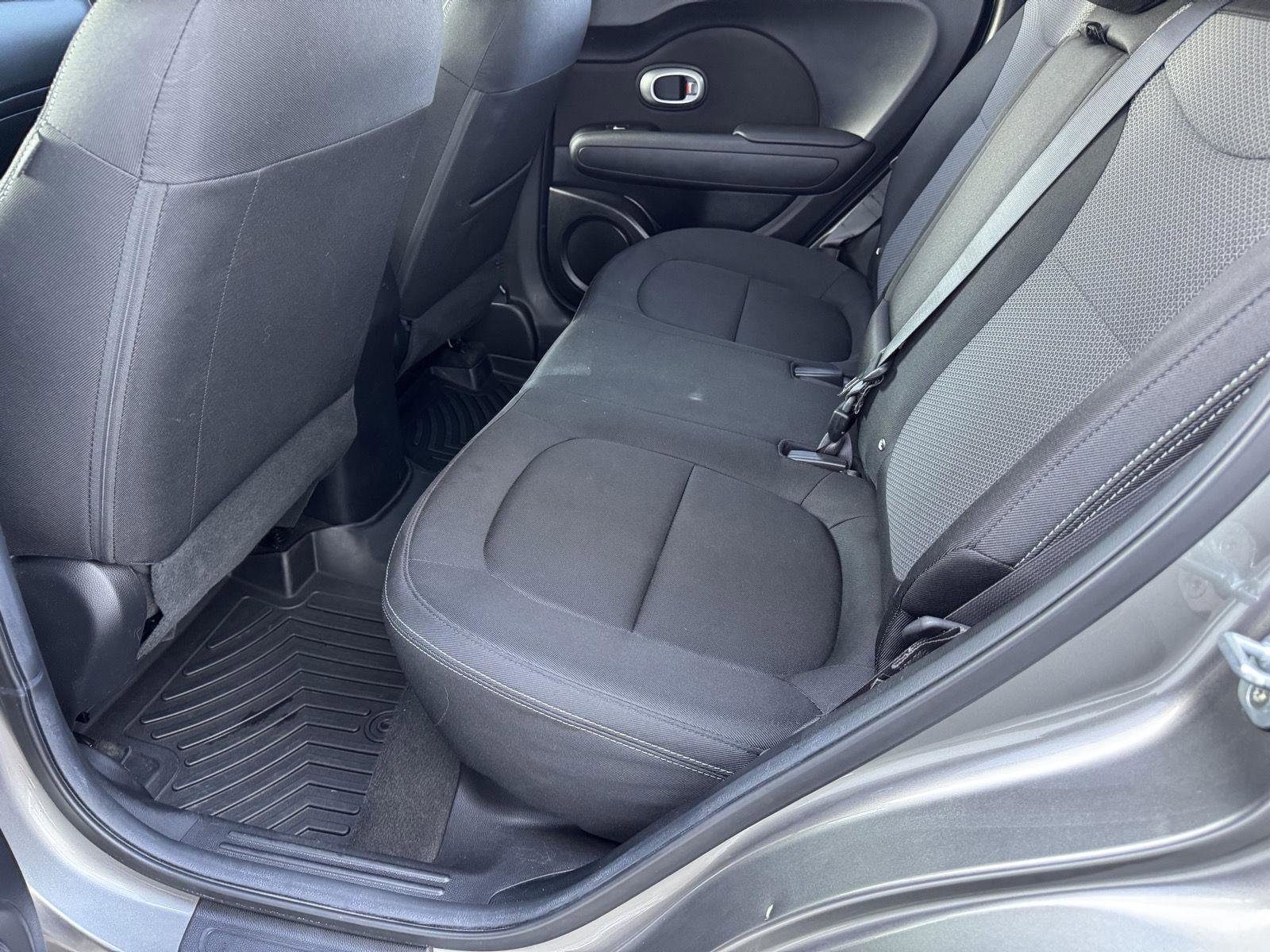 Used 2018 Kia Soul + FWD image 16