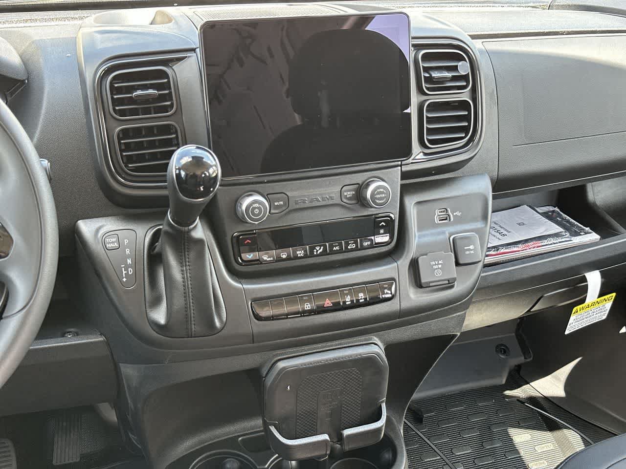 New 2026 RAM ProMaster 3500 w/ Premium Convenience Group FWD image 21