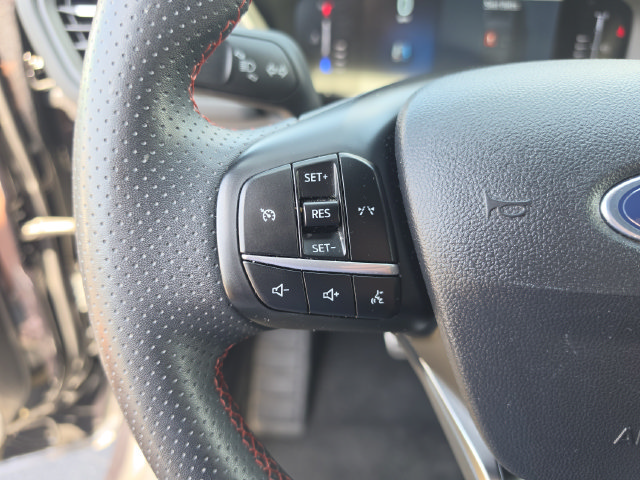 Used 2024 Ford Escape ST-Line FWD image 37