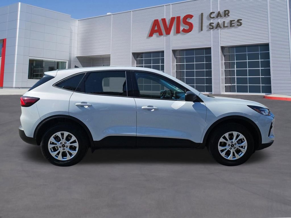 Used 2025 Ford Escape Active AWD/4WD image 7