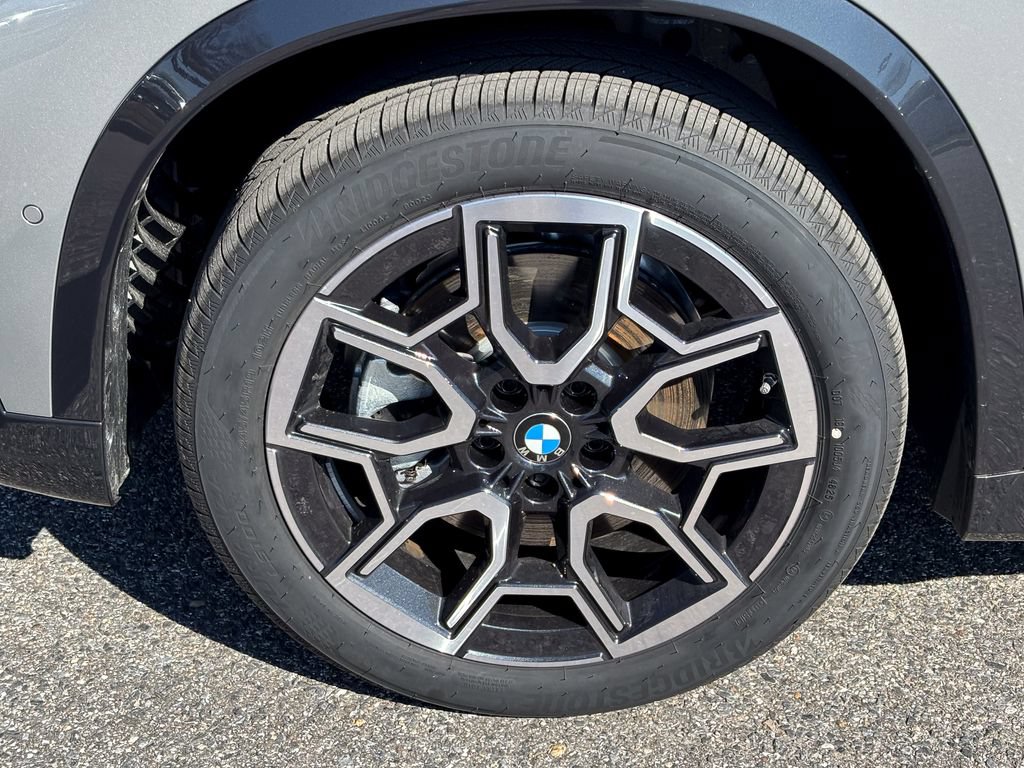 New 2026 BMW X1 xDrive28i w/ Convenience Package AWD/4WD image 8