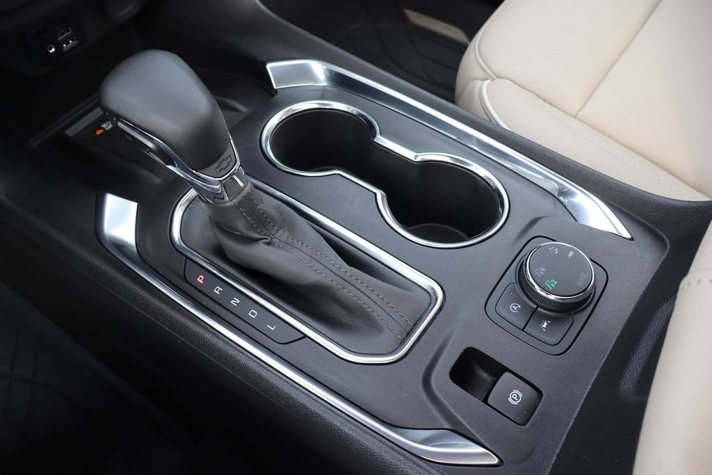 Used 2023 Chevrolet Traverse Premier w/ LPO, Floor Liner Package image 9