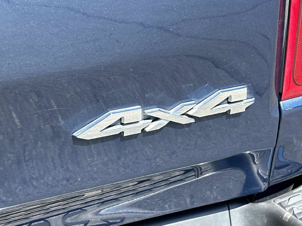 Used 2020 RAM 1500 Laramie AWD/4WD image 10