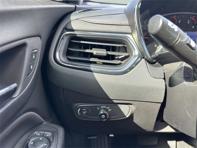 Used 2023 Chevrolet Equinox RS w/ RS Leather Package image 30