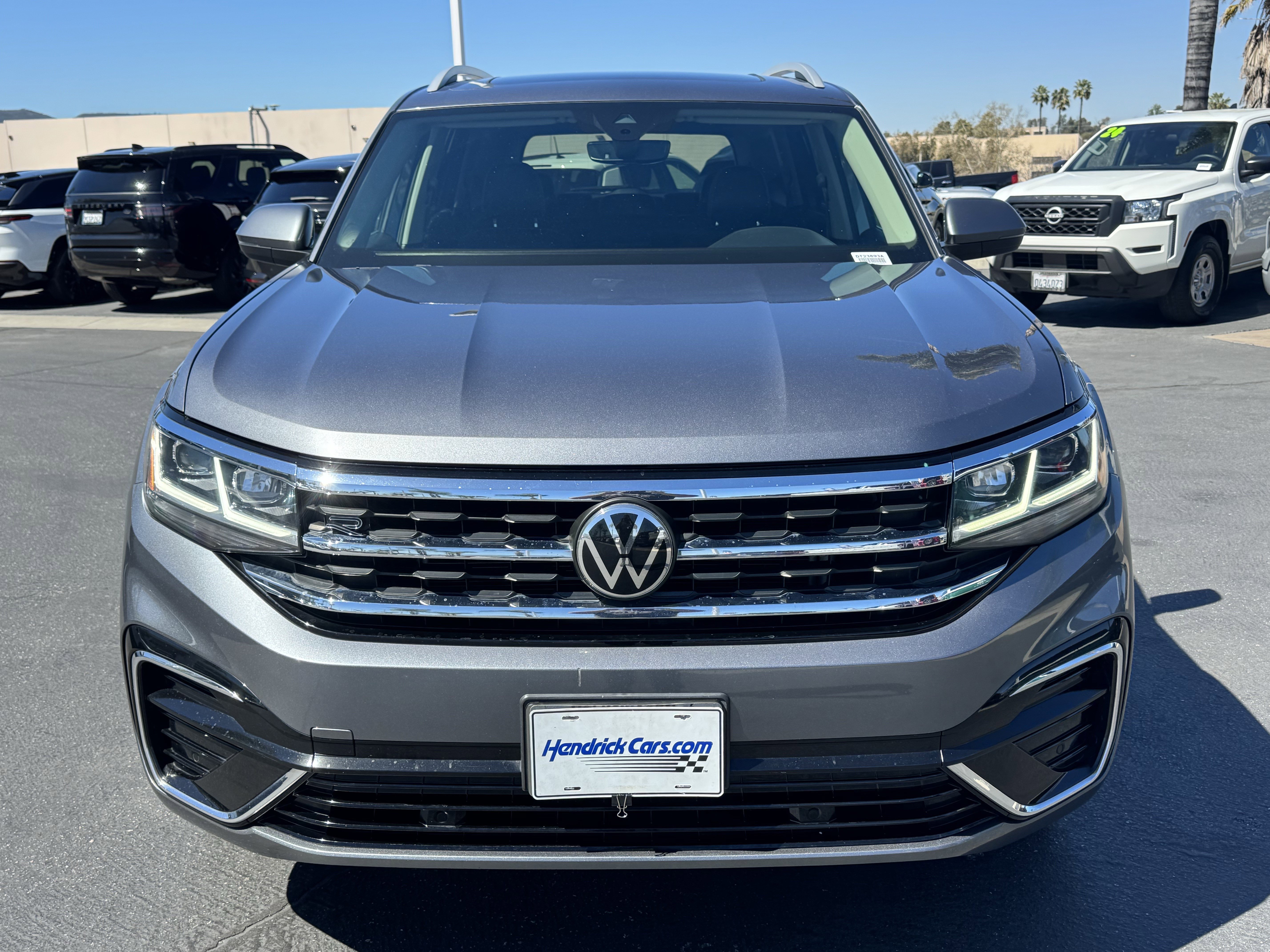 Used 2021 Volkswagen Atlas SEL R-Line image 3