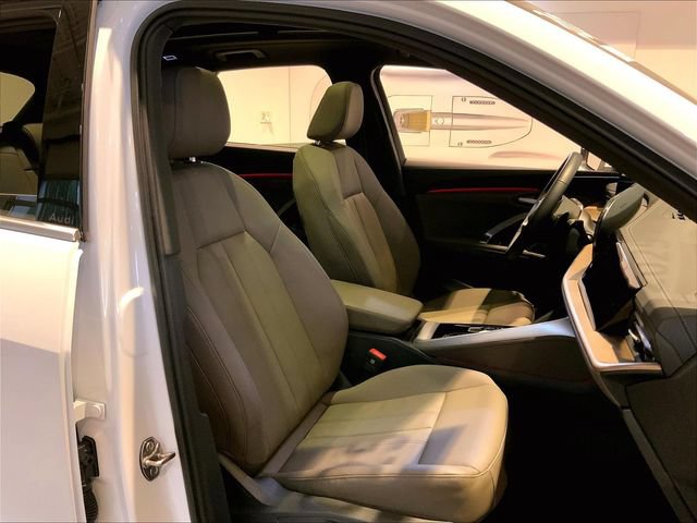 Certified 2025 Audi Q5 Premium w/ Convenience Package AWD/4WD image 17