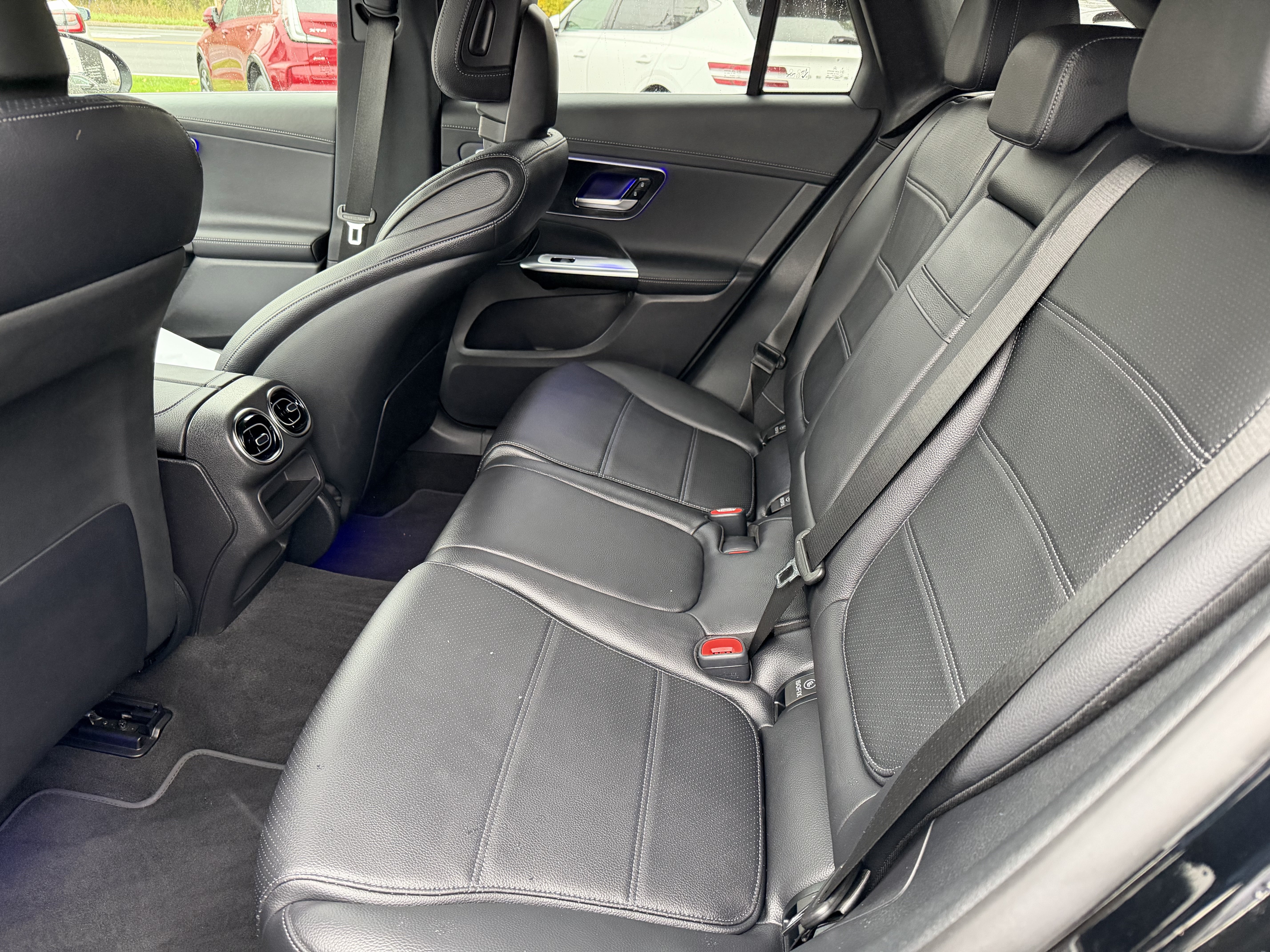Used 2023 Mercedes-Benz GLC 300 4MATIC image 22