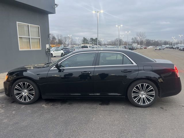 Used 2013 Chrysler 300 S image 3