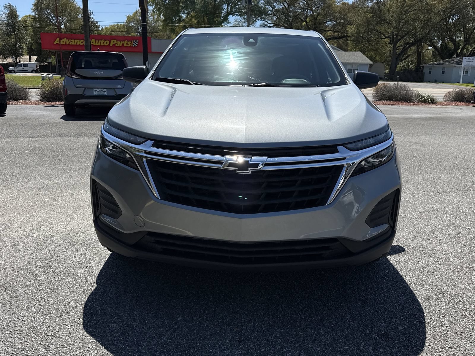 Used 2023 Chevrolet Equinox LS w/ LS Convenience Package FWD image 8