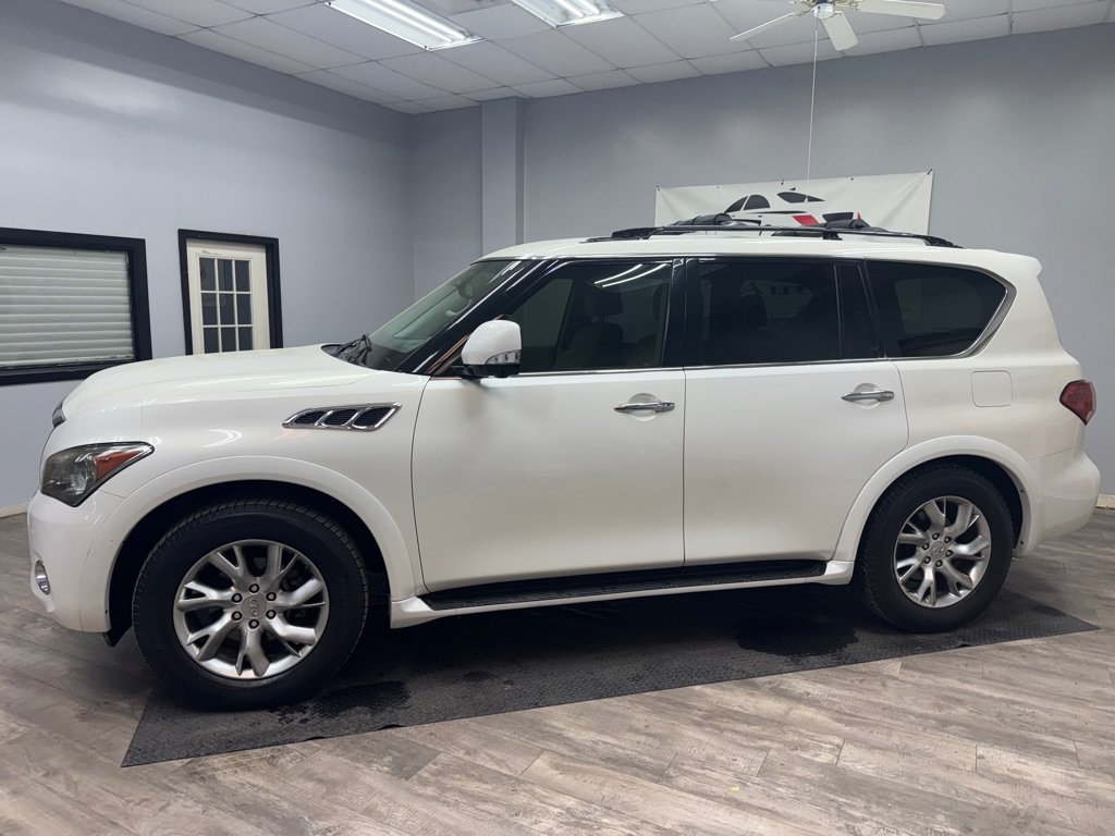 Used 2011 INFINITI QX56 2WD w/ Theater Pkg image 7