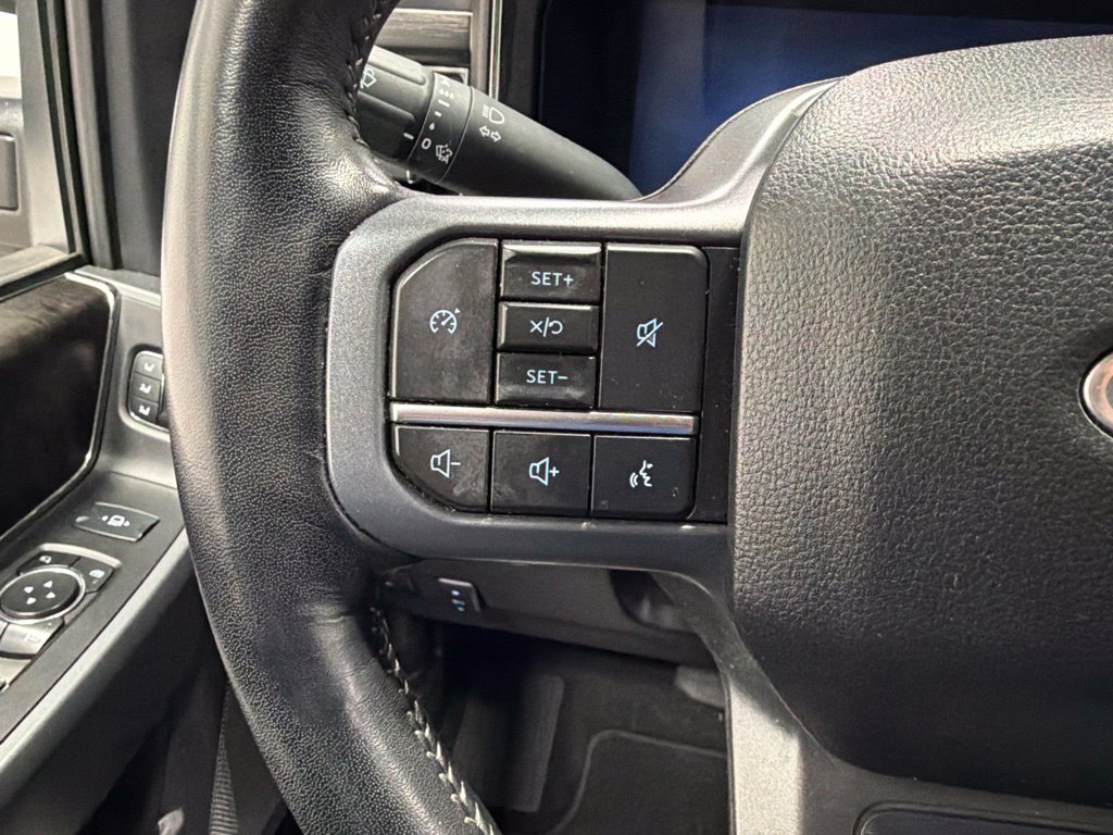 Used 2024 Ford F250 Lariat w/ Black Appearance Package AWD/4WD image 28