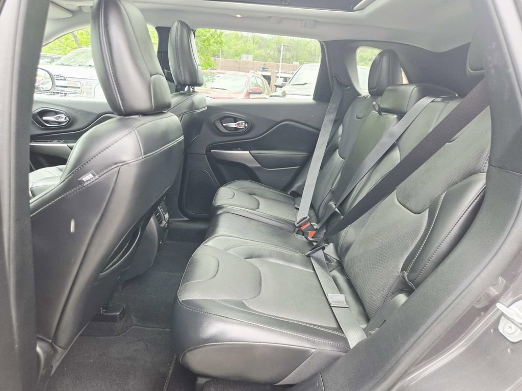 Used 2021 Jeep Cherokee Limited w/ Elite Package image 13
