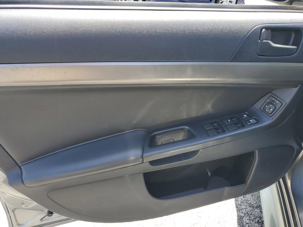 Used 2014 Mitsubishi Lancer ES image 20