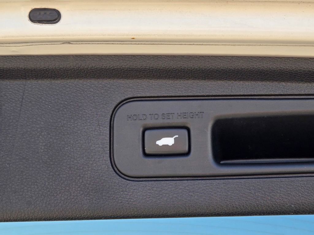 Used 2022 Honda Odyssey Touring image 23