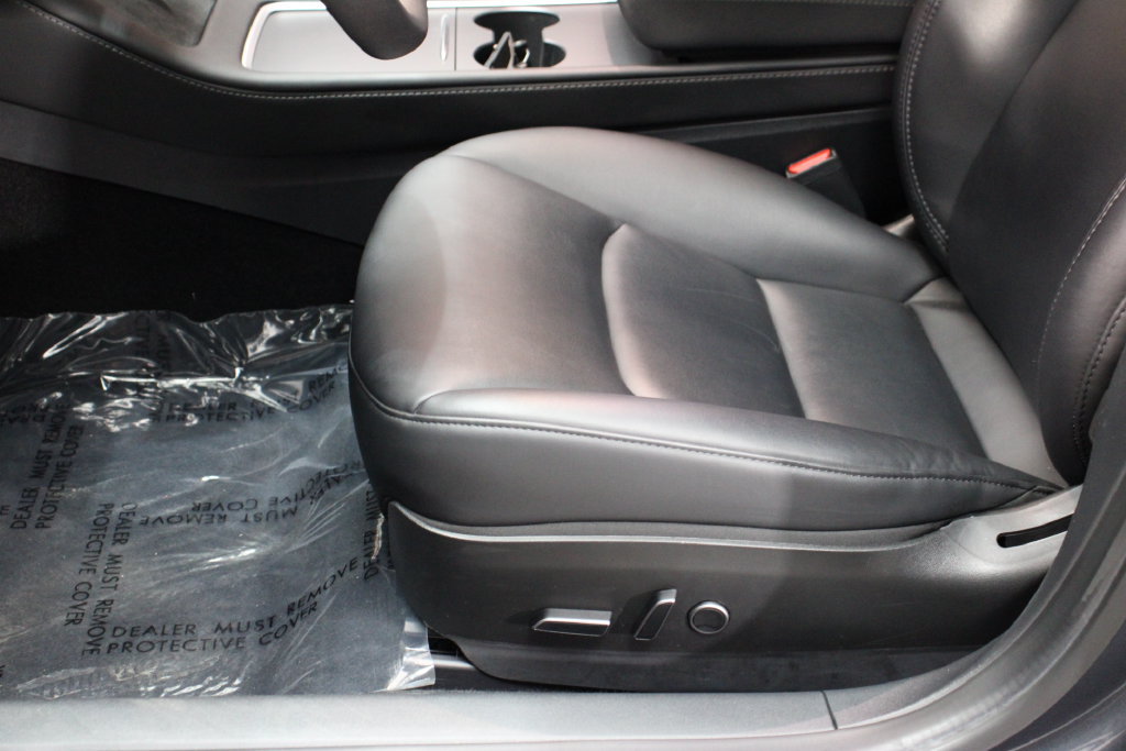 Used 2023 Tesla Model 3 Standard Range RWD image 8