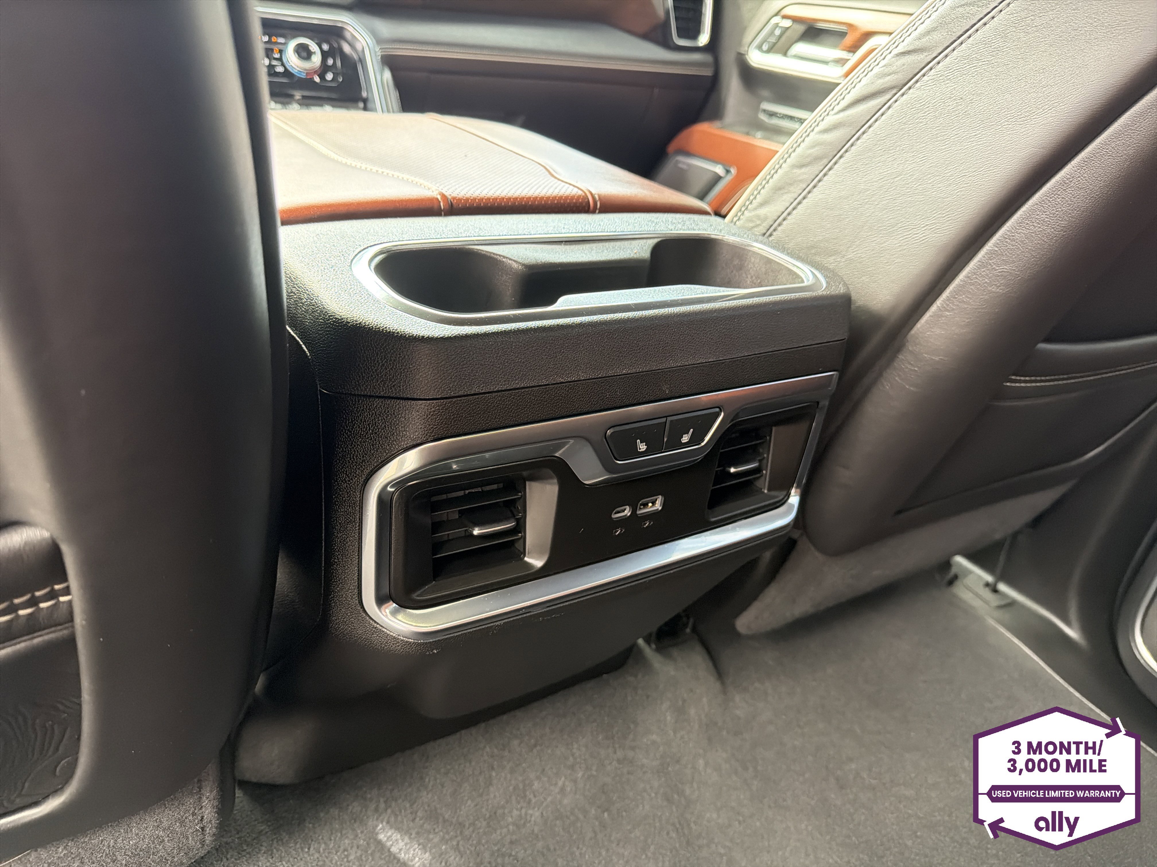 Used 2024 GMC Sierra 1500 Denali Ultimate image 13