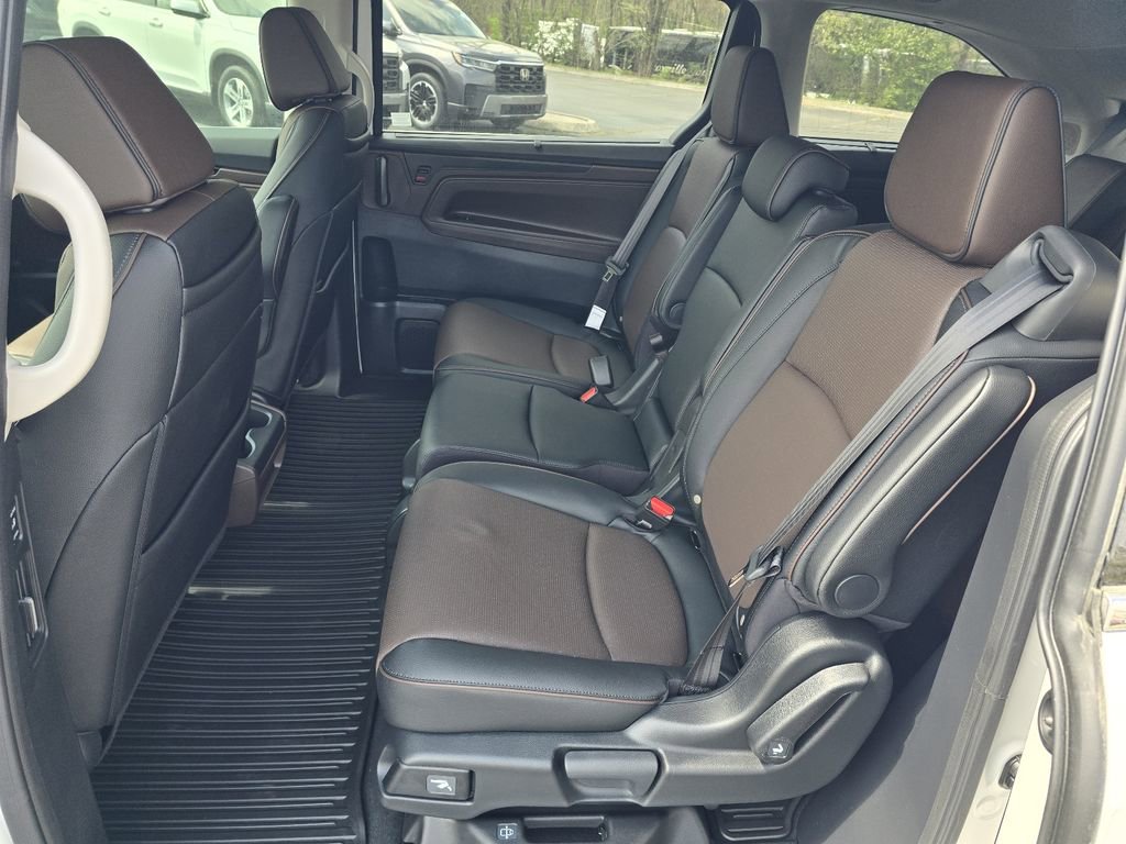 New 2026 Honda Odyssey Elite image 11