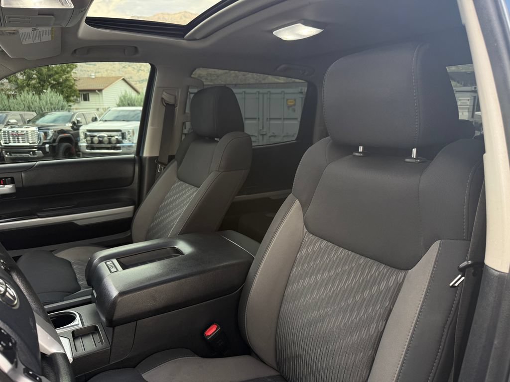 Used 2019 Toyota Tundra SR5 AWD/4WD image 22
