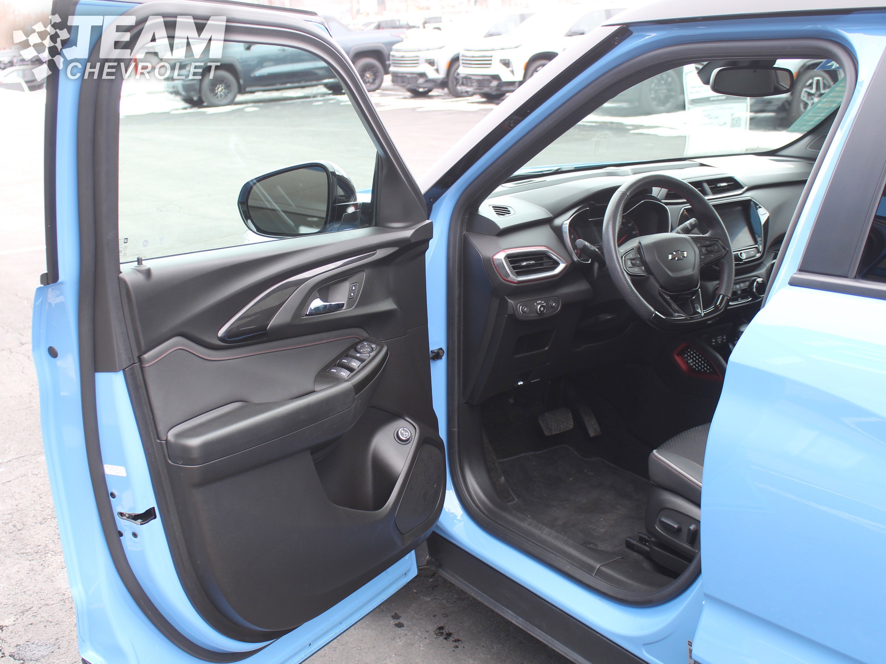 Certified 2023 Chevrolet TrailBlazer RS w/ Sun and Liftgate Package image 9